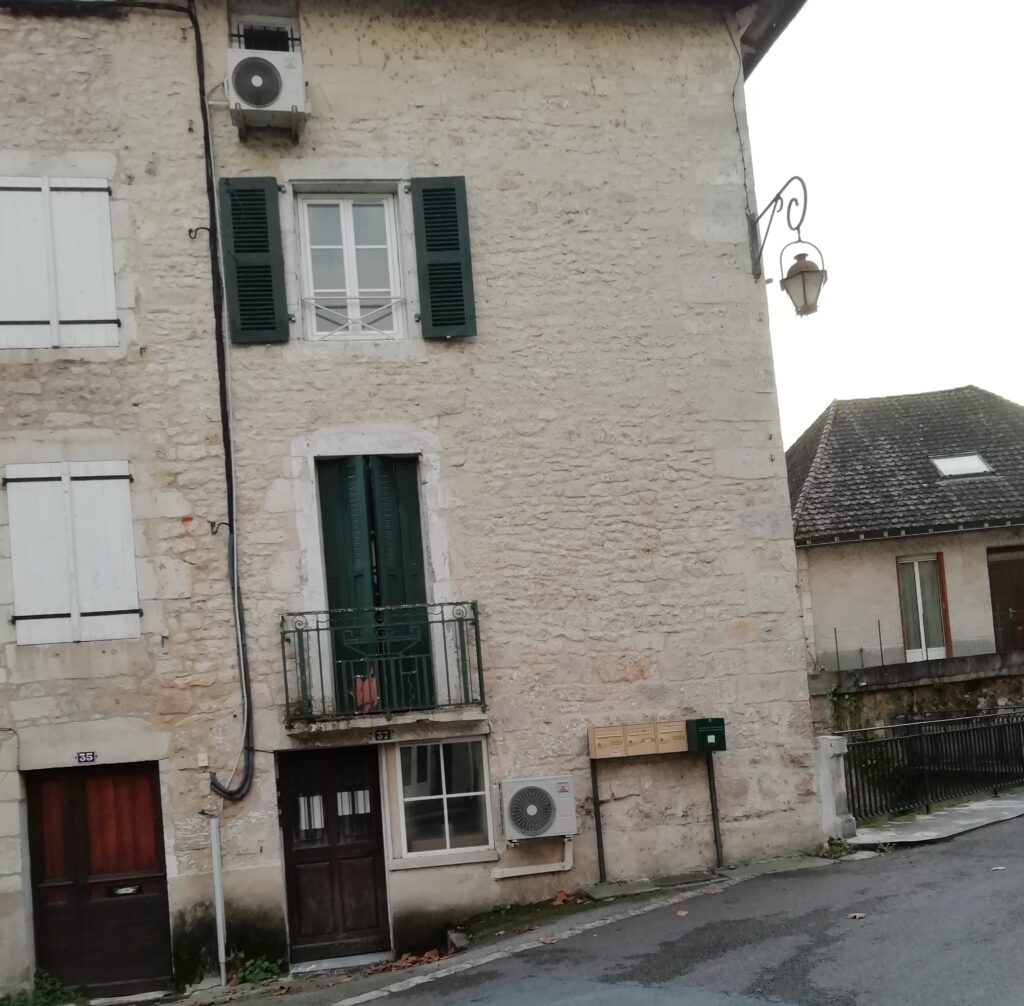 Mon petit immeuble de 4 appartements.